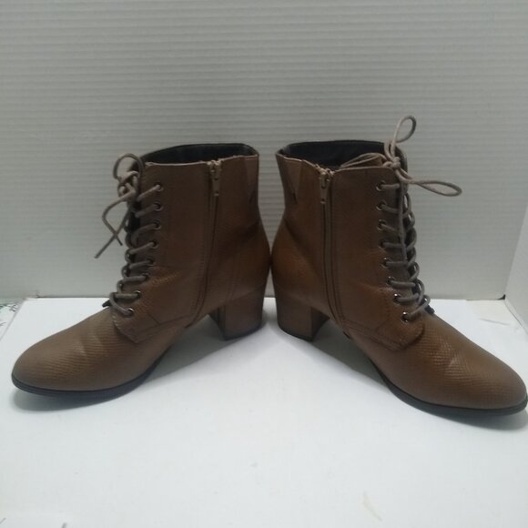 Women's Brown comfort view Boots with Zipper's Heels size 10m - Picture 2 of 9